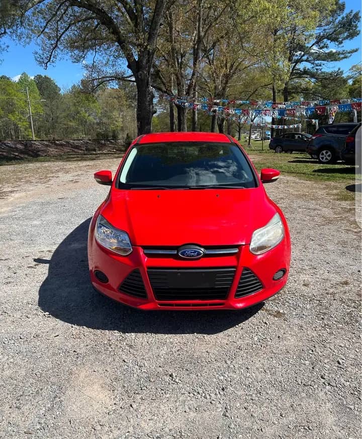  Available now 2013 Ford Focus • SE Hatchback 4D in Whitesburg, GA